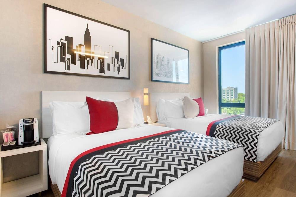 Insignia Hotel Brooklyn, an Ascend Collection Hotel 1