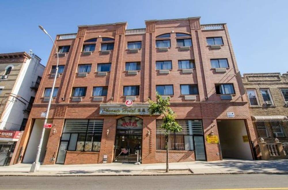 Phoenix Hotel 1