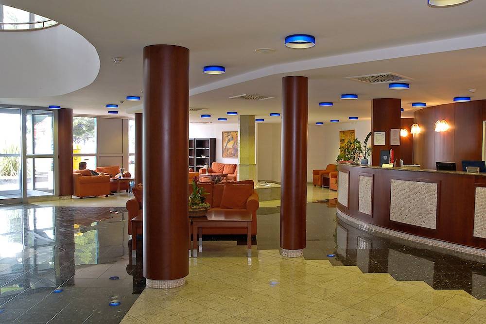 Hotel Aquapark Žusterna 2