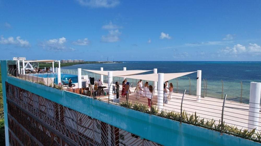 Akuazul Resorts Adults Only 1