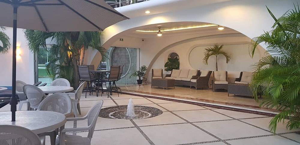 Hotel Blue Star Cancun 2