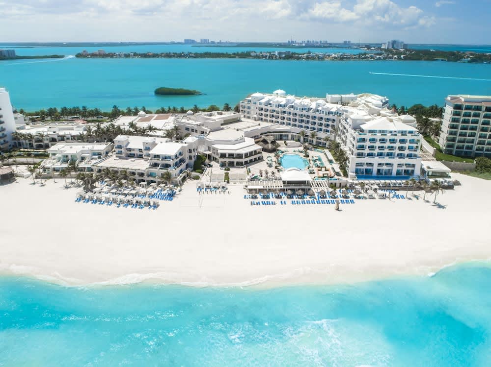 Sunscape Cancun Resort & Spa 1