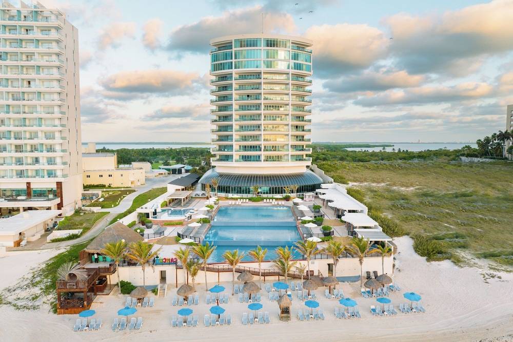 Seadust Cancun Beach Resort - All Inclusive 1