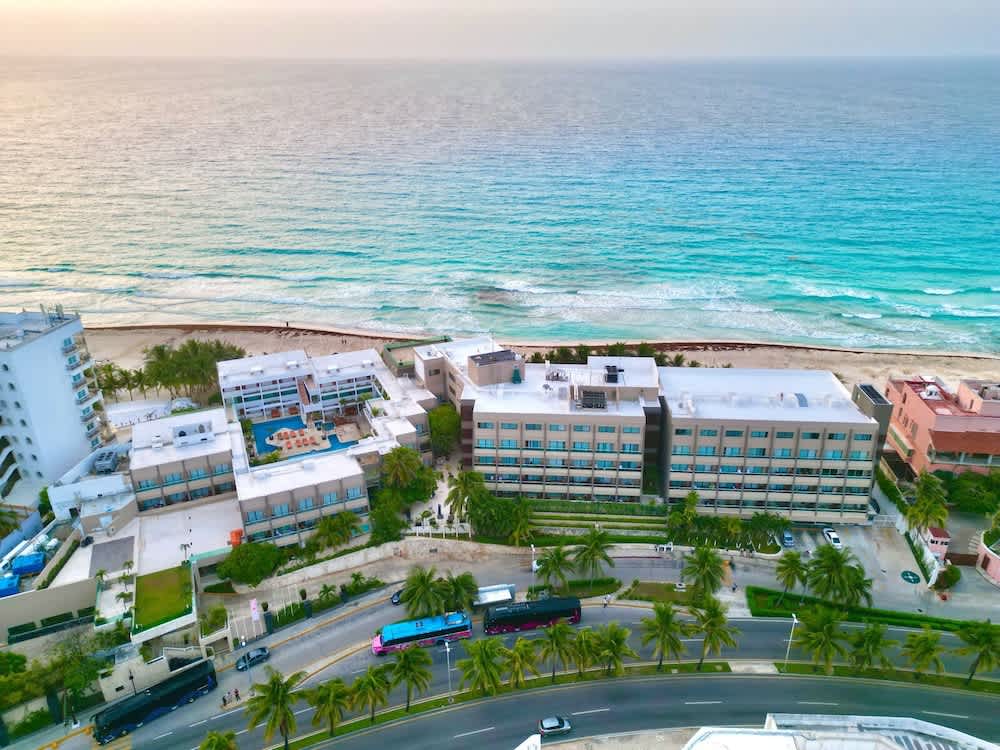 Flamingo Cancun All Inclusive 1
