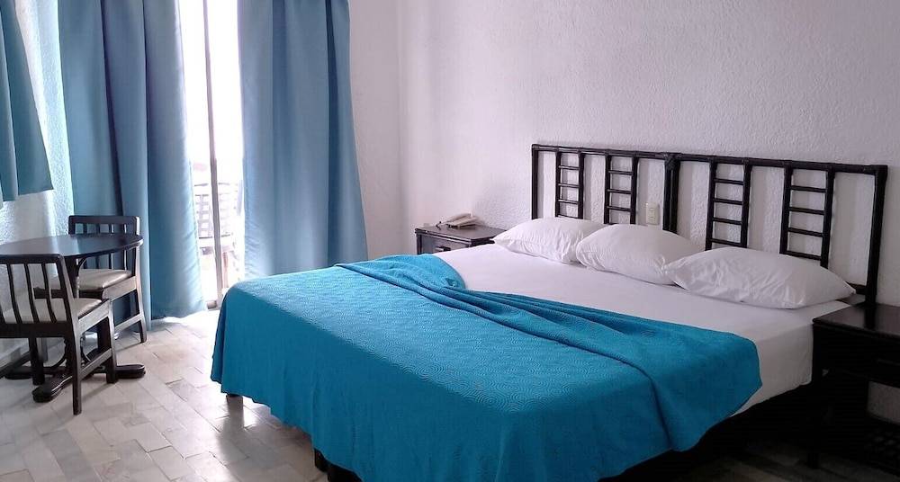 Imperial Las Perlas 2