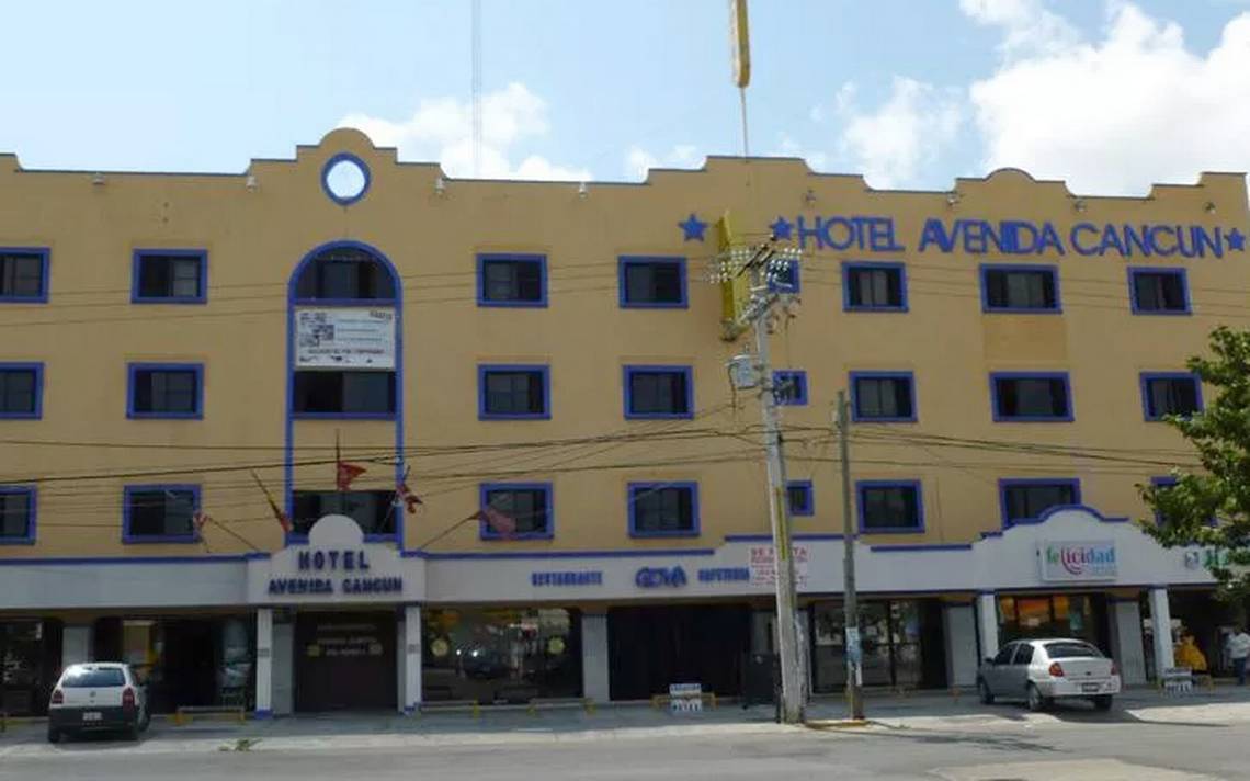 Avenida Cancun 2