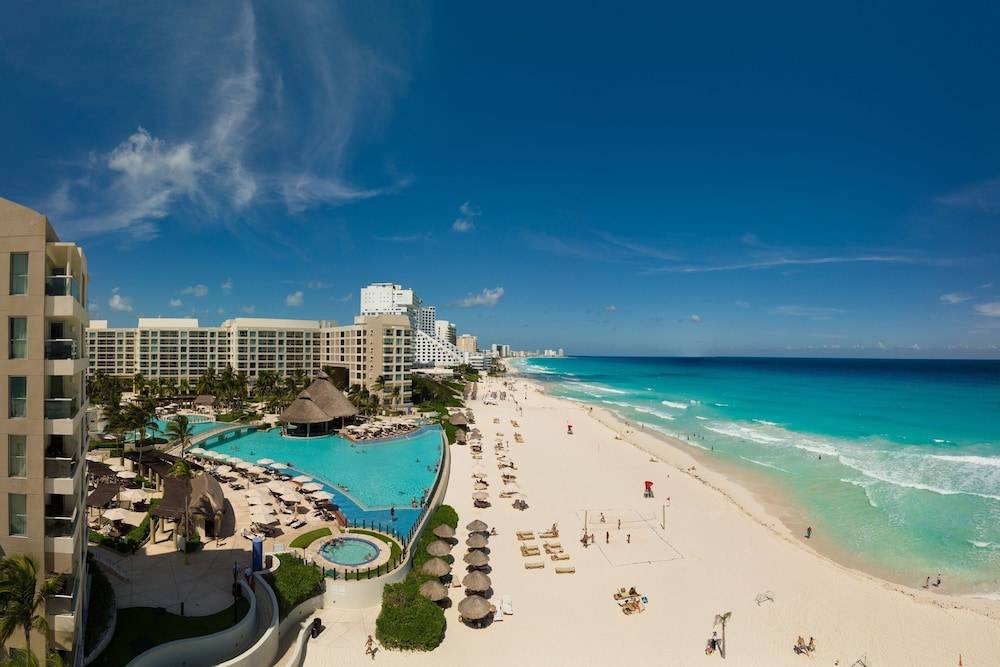 The Westin Lagunamar Ocean Resort Villas & Spa Cancun 1