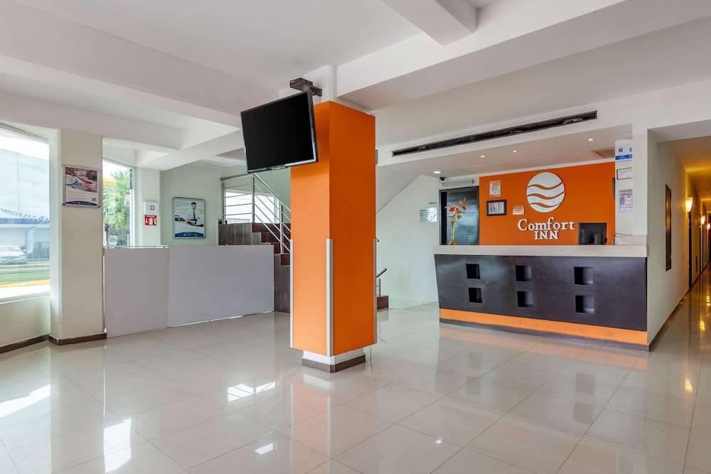 Comfort Inn Cancún Aeropuerto 2