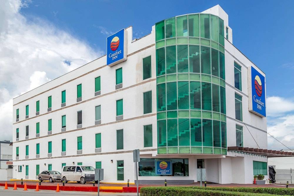 Comfort Inn Cancún Aeropuerto 1