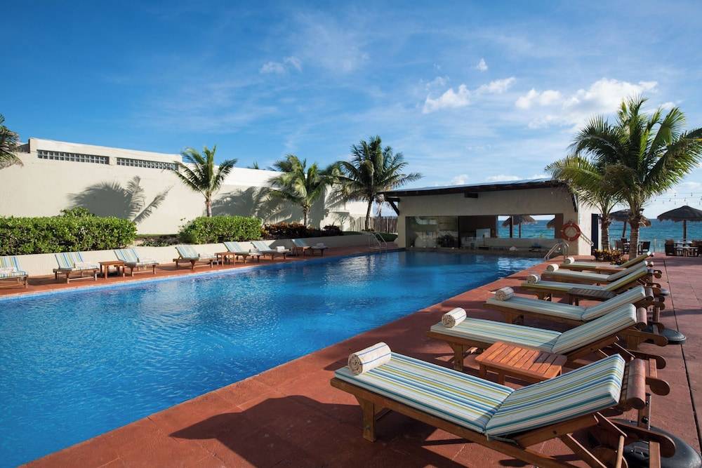 Club Regina Cancun 1