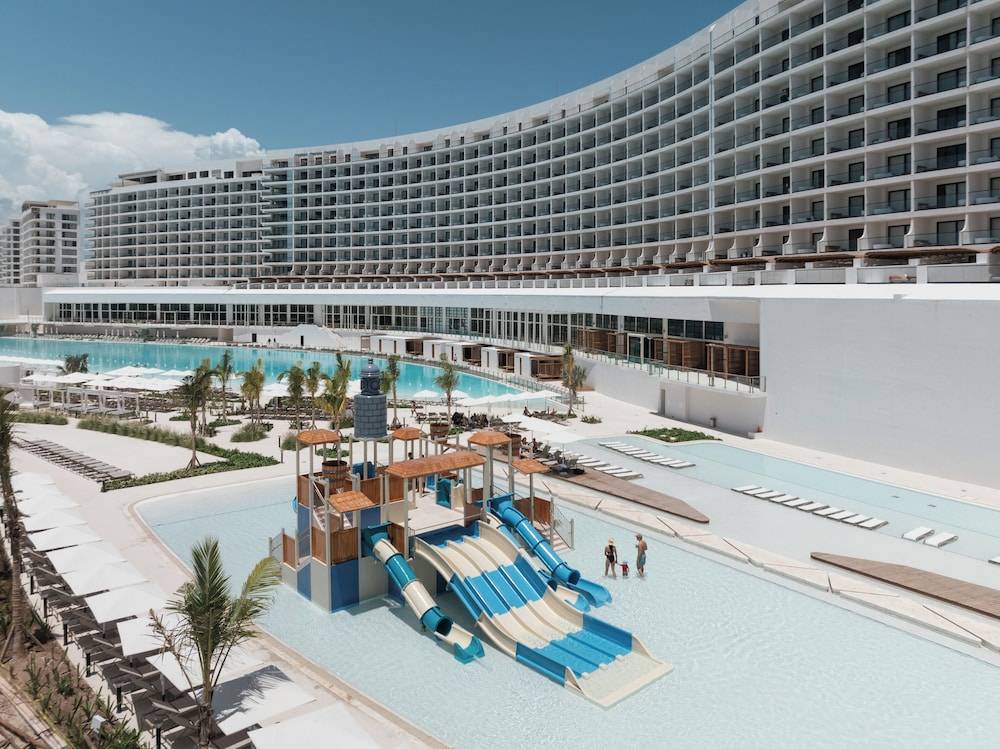AVA Resort Cancun - All Inclusive 1