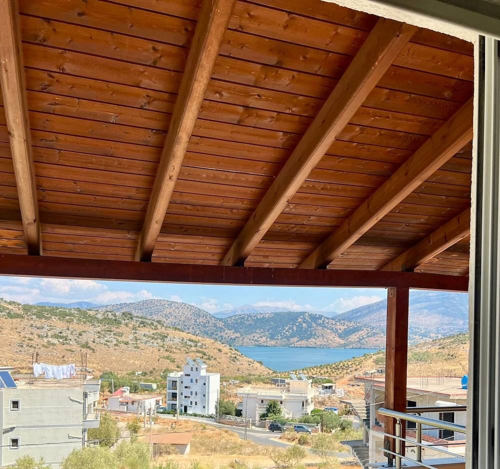 Mihasi Apartments 2