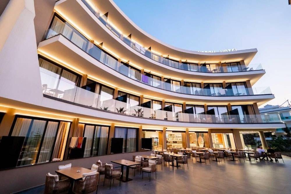 Nobbu Hotel Ksamil 1