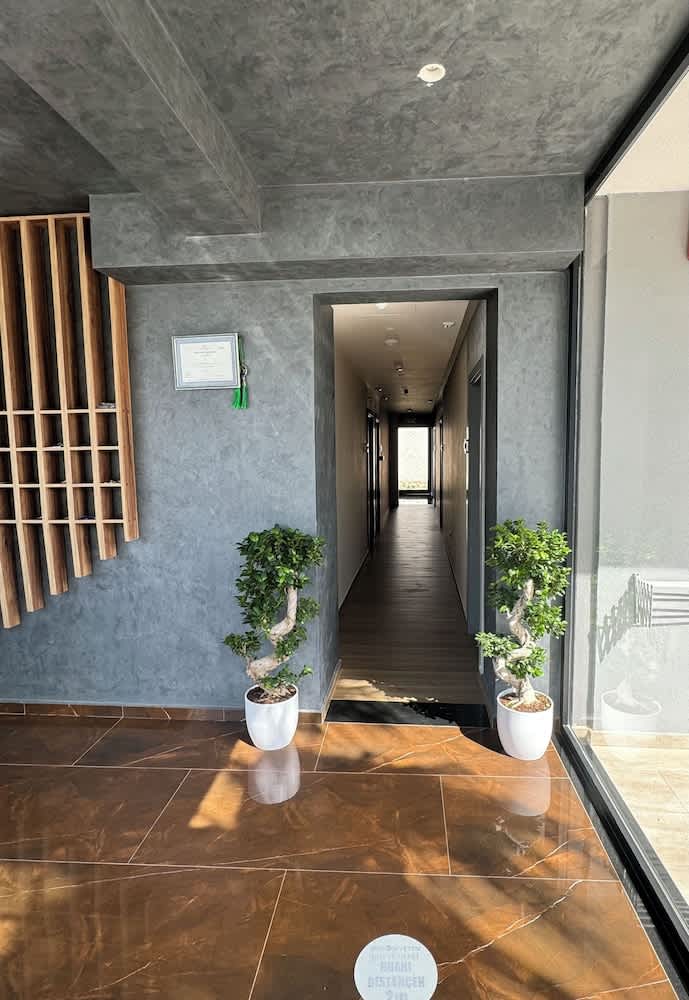 Hotel Utopia 2