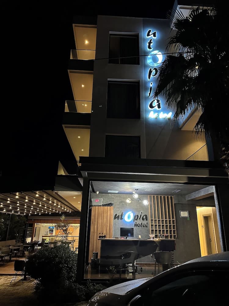 Hotel Utopia 1