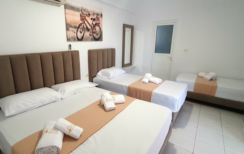 Hotel de Ksamil 1