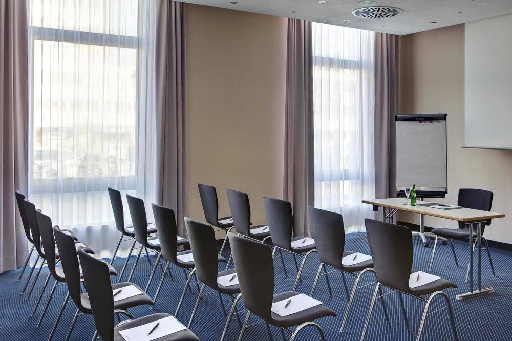 INTERCITYHOTEL ULM 1