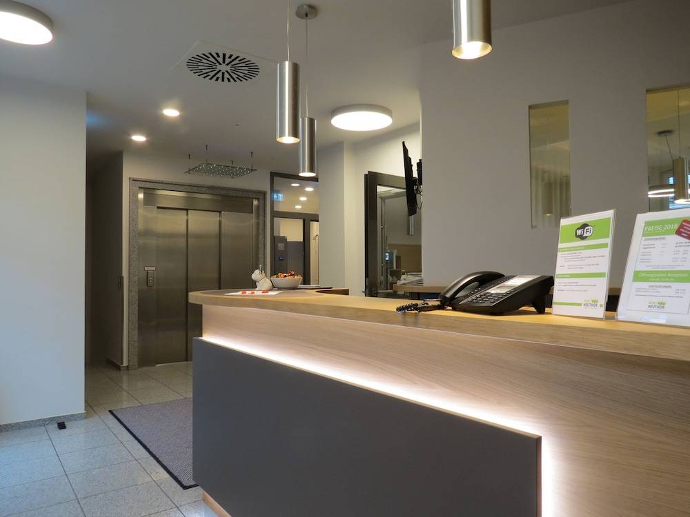 Hotel Neuthor 1