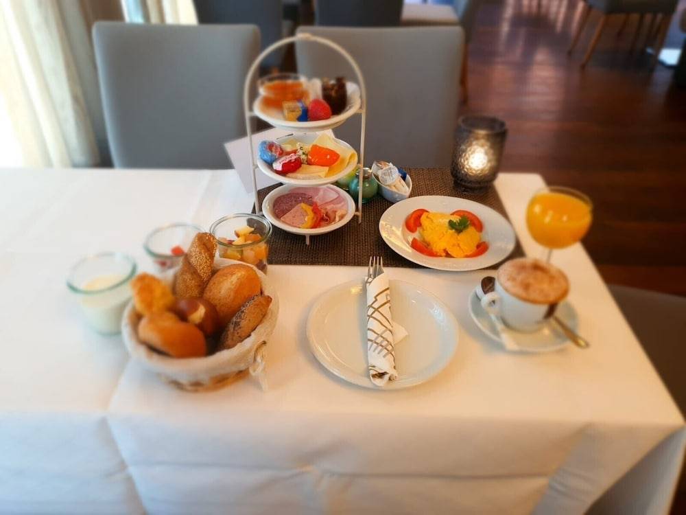 Hotel Goldenes Rad 1