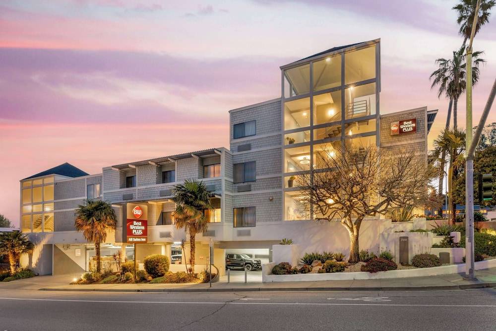 Best Western Plus All Suites Inn 1