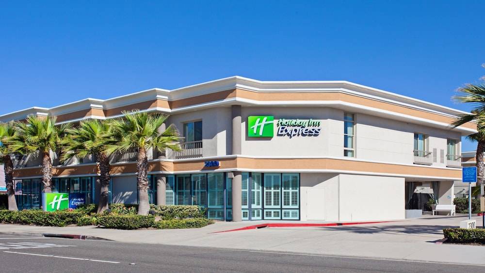 Holiday Inn Express NEWPORT BEACH by IHG 1