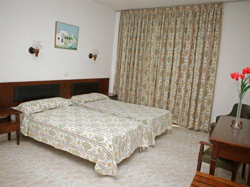 Hostal Cervantes 2