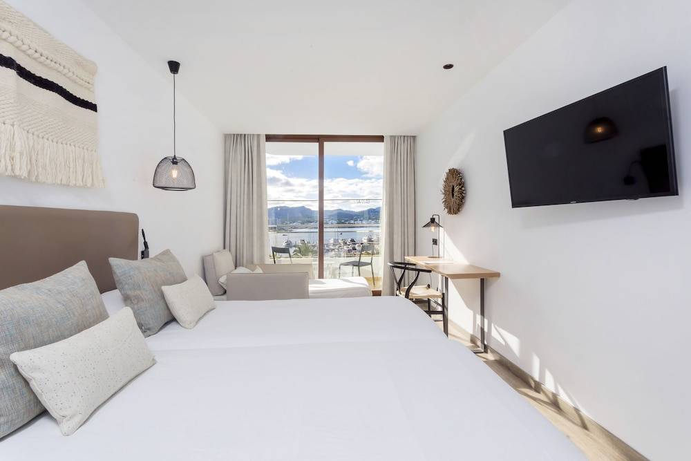 Hotel Sa Clau by Mambo 1