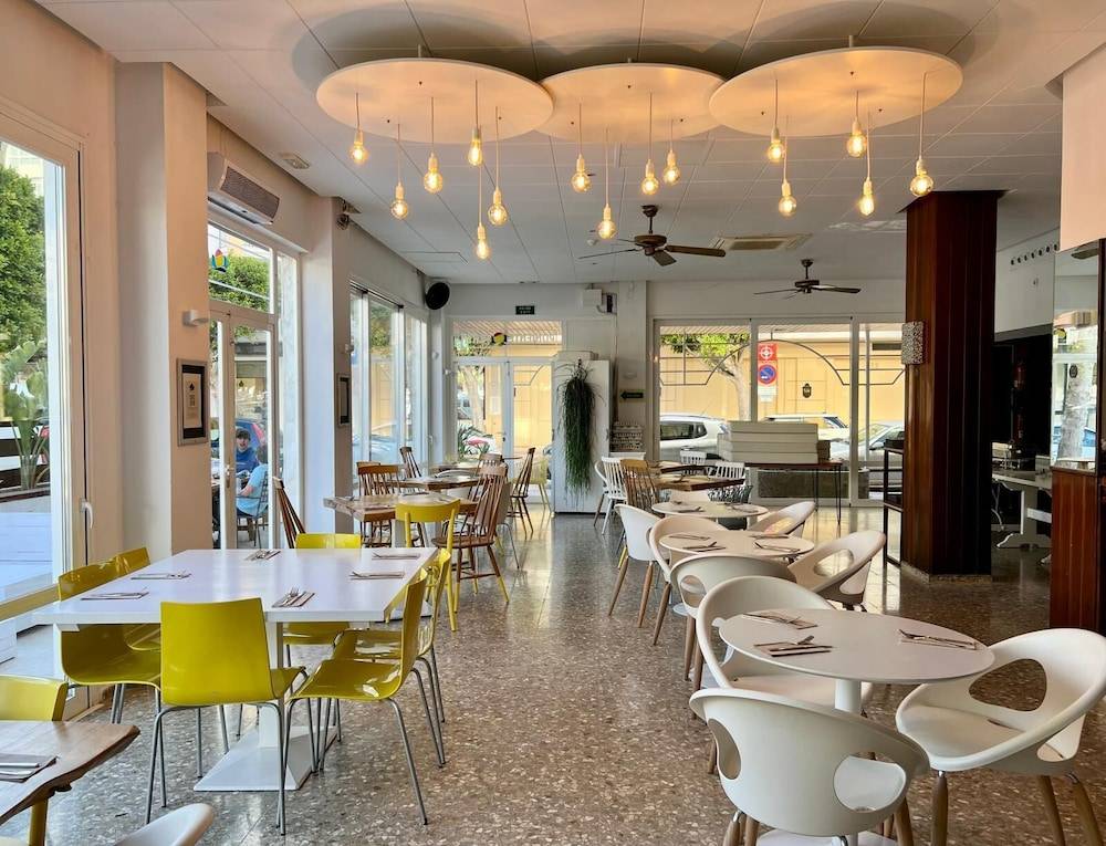 Aparthotel Boutique Poniente Playa 1