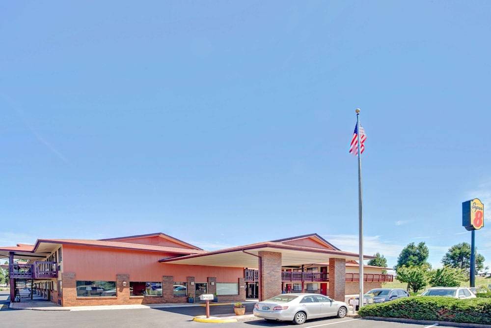 Super 8 by Wyndham Albany Corvallis 1