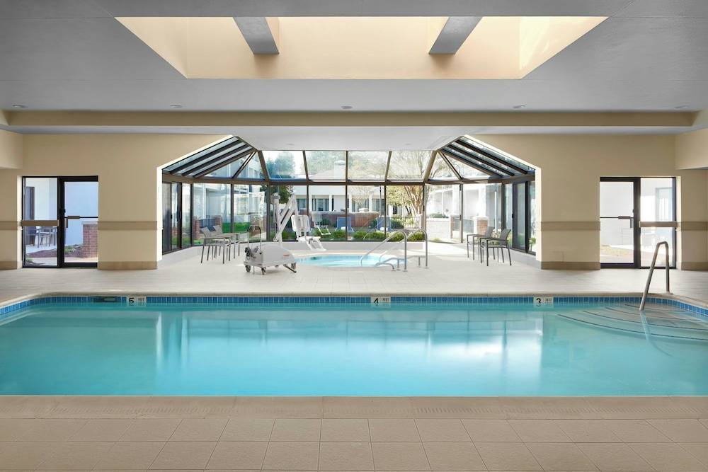 Courtyard by Marriott Annapolis 1
