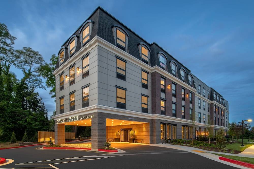 Fairfield by Marriott Inn & Suites Annapolis 1