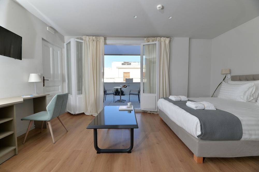 1900 ATHENIAN HOUSE 2