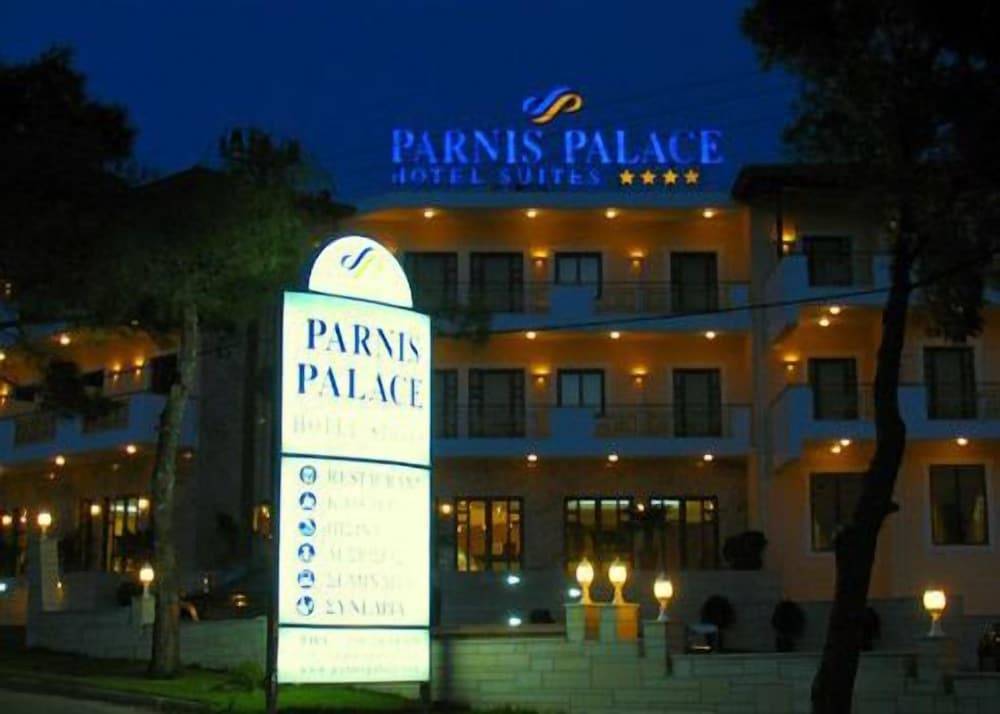 PARNIS PALACE Hotel Suites 2