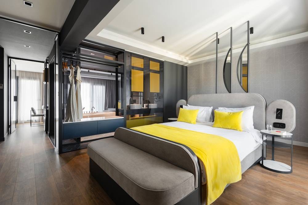 COLORS Hotel Athens 1