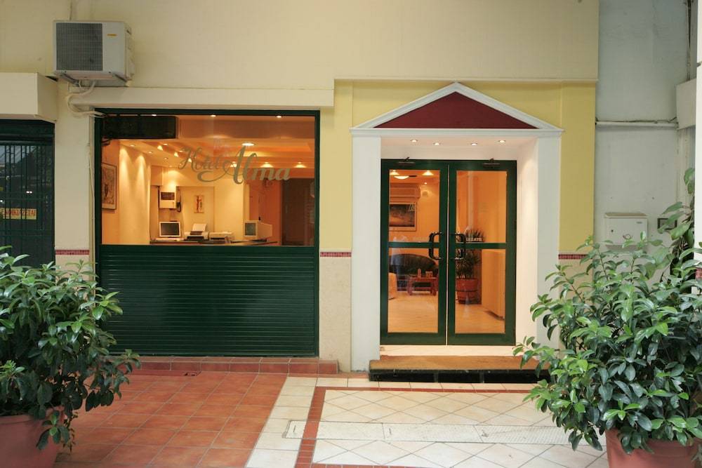 Alma Hotel 1