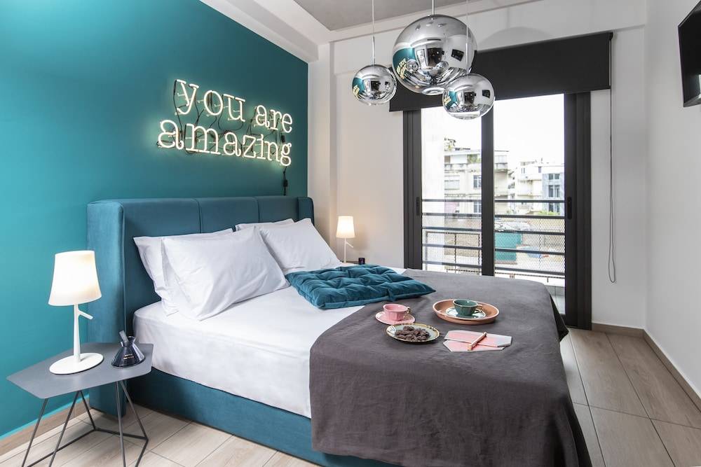 14 Reasons Why Hotel Athens 1