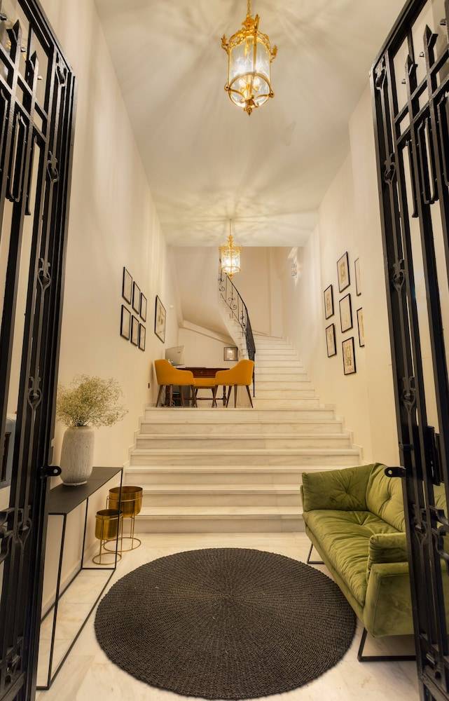 The Residence Aiolou Hotel & Spa 2