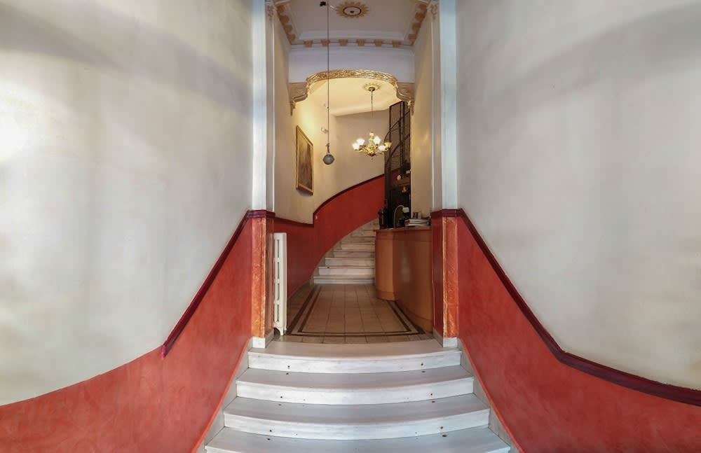 Cecil Hotel 2