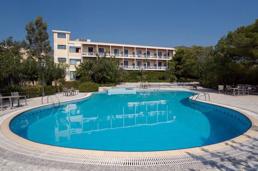 Acharnis Kavallari Hotel Suites 1