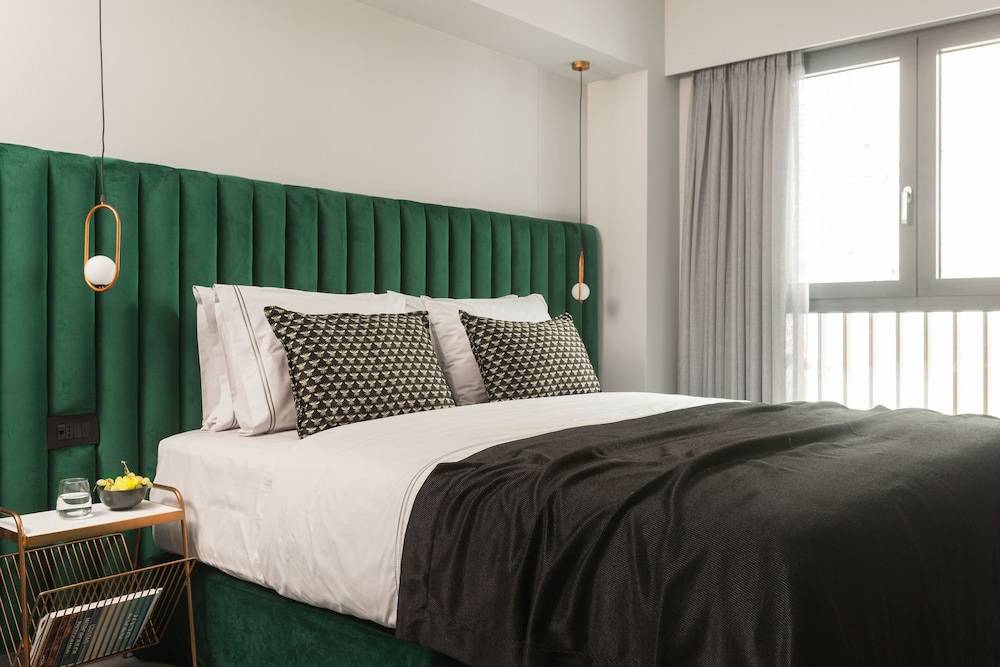 11 Enteka Acropolis Suites 1
