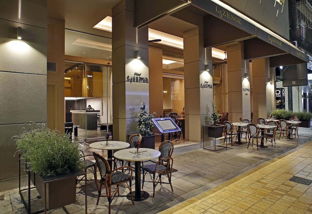 Hotel Lozenge 1