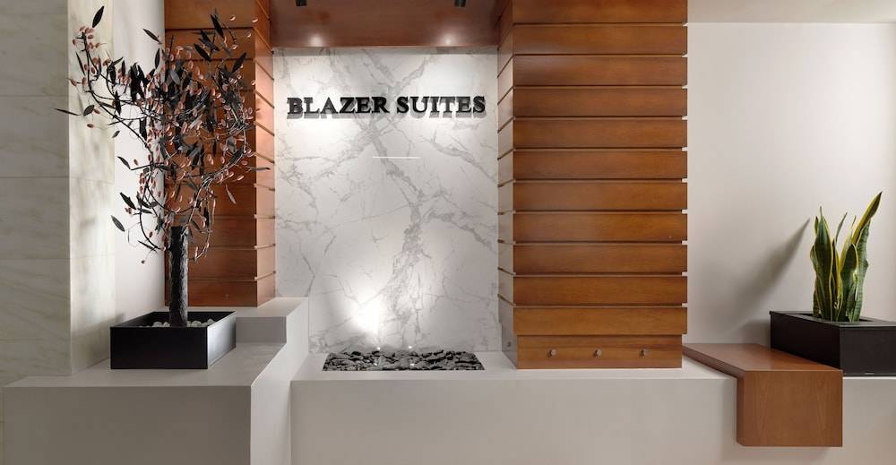 Blazer Suites Hotel 2
