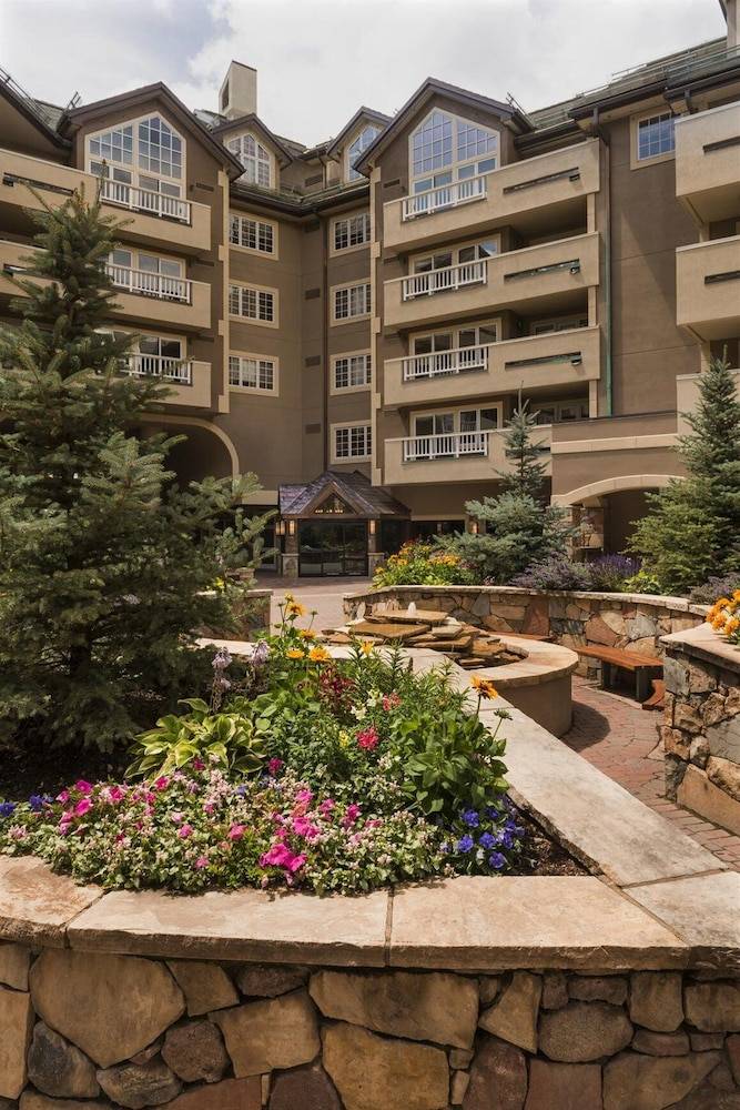 St James Beaver Creek, A Vail Resorts Property 1