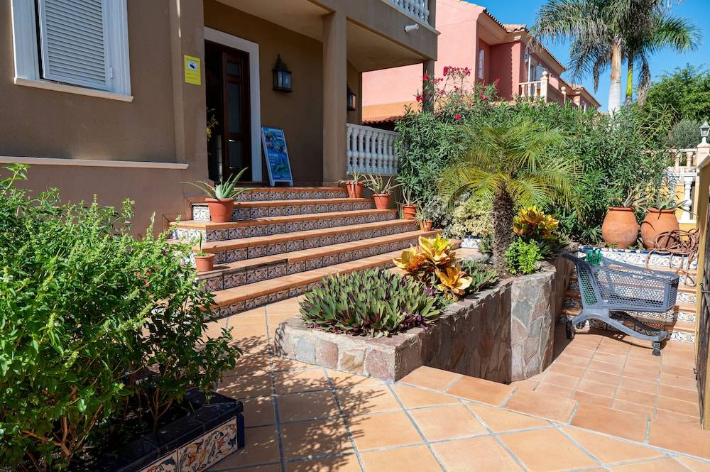Duque Nest Hostel 2