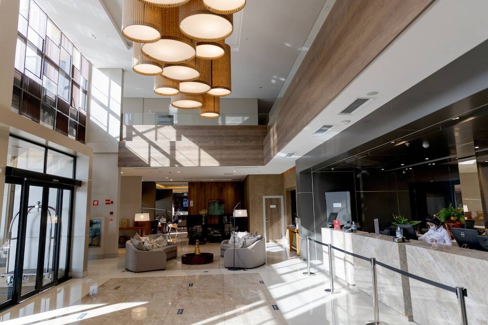 JL Hotel by Bourbon 2