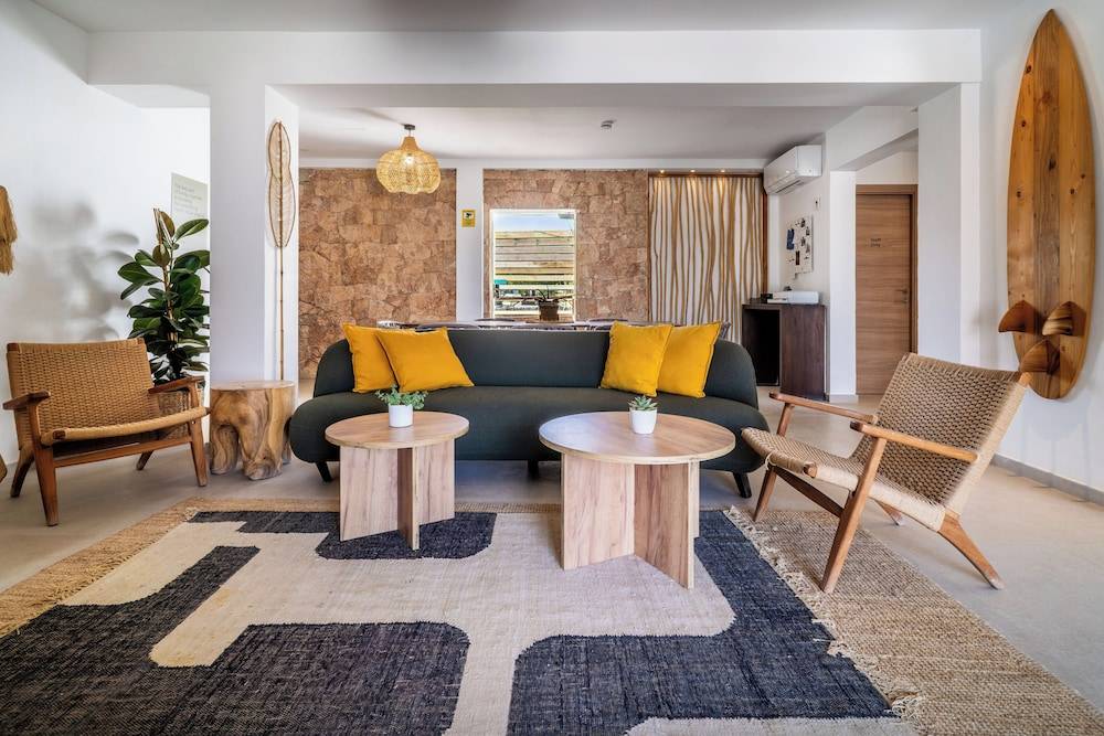 Outsite Ibiza - Work, Connect, Explore 2