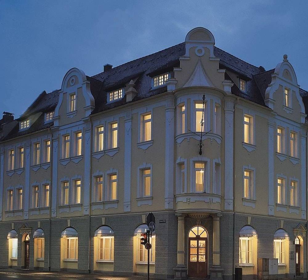 Apartment Hotel KRAL - BUSINESS HOTEL & SERVICED APARTMENTS 1