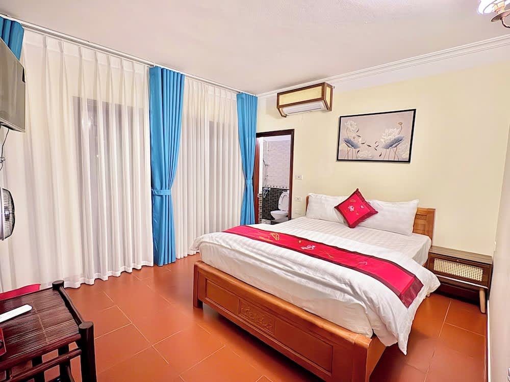 Chez Loan Hotel 2