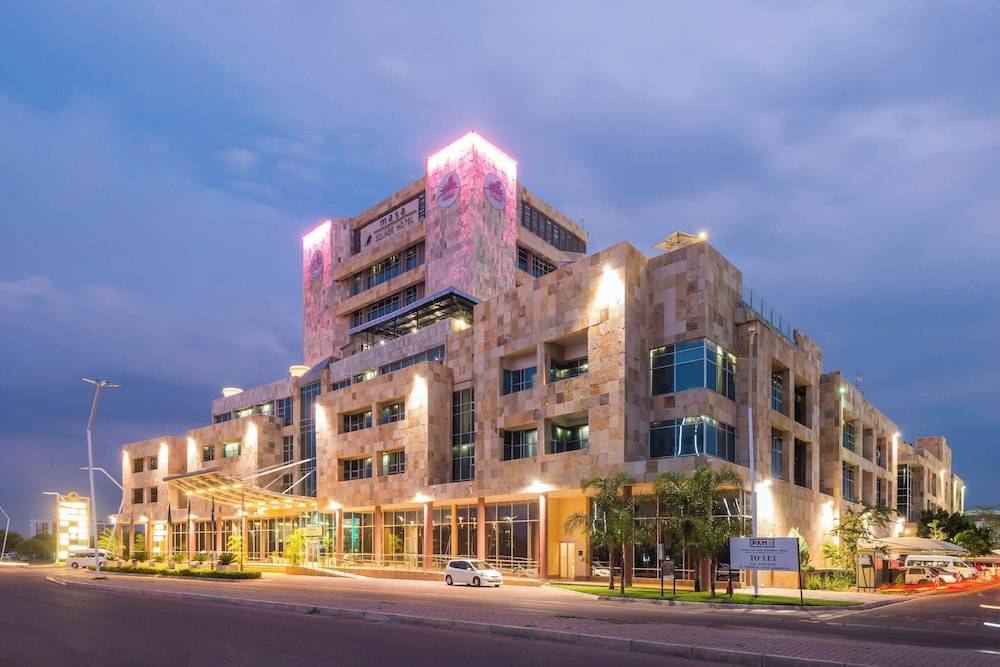 Protea Hotel by Marriott Gaborone Masa Square 1