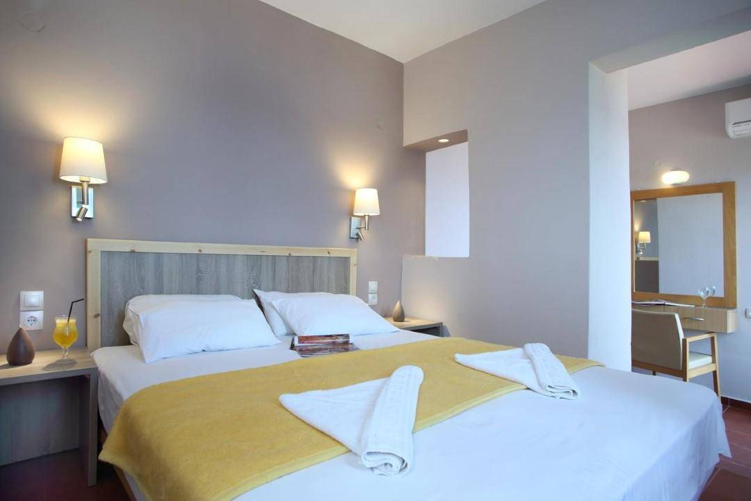 Hotel Scorpios 1